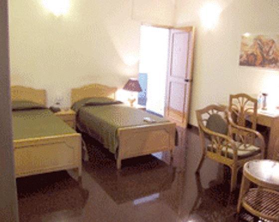 The Cottage Bombay Extérieur photo