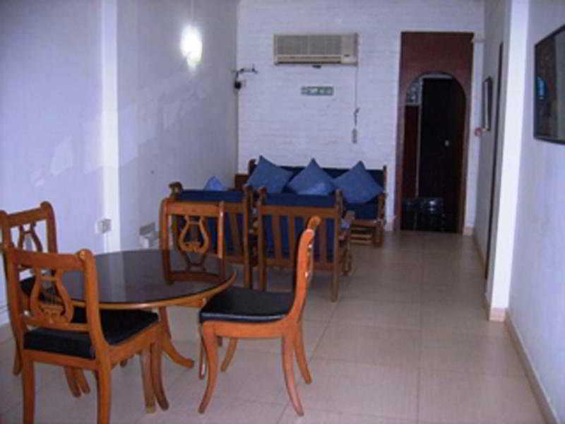 The Cottage Bombay Extérieur photo