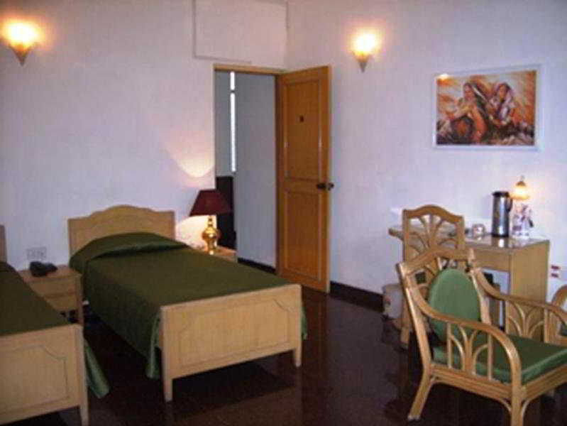 The Cottage Bombay Extérieur photo
